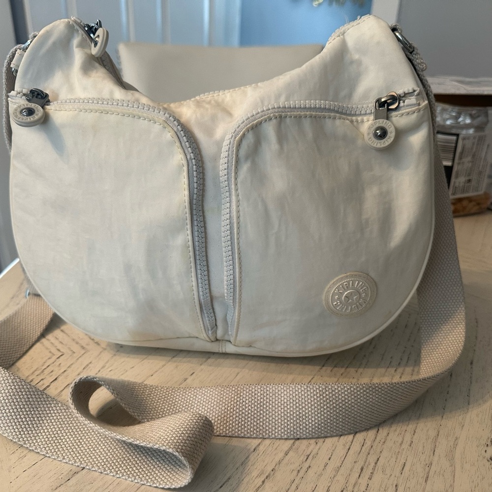Kipling shoulder bag.